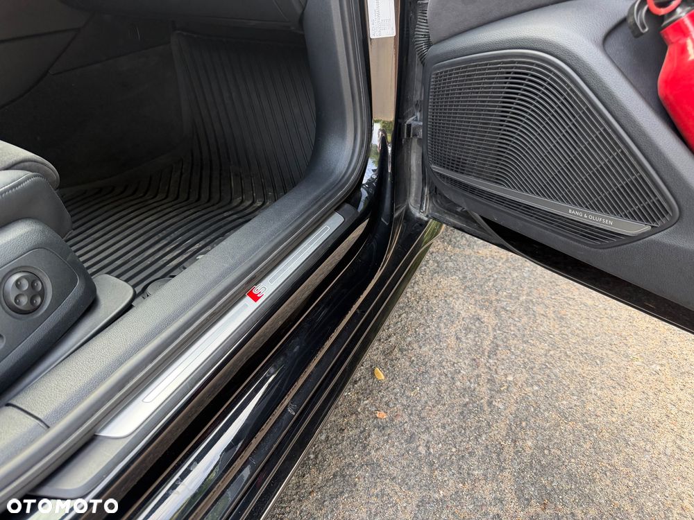 Audi A4 Avant 40 TDI mHEV Advanced S tronic - 30