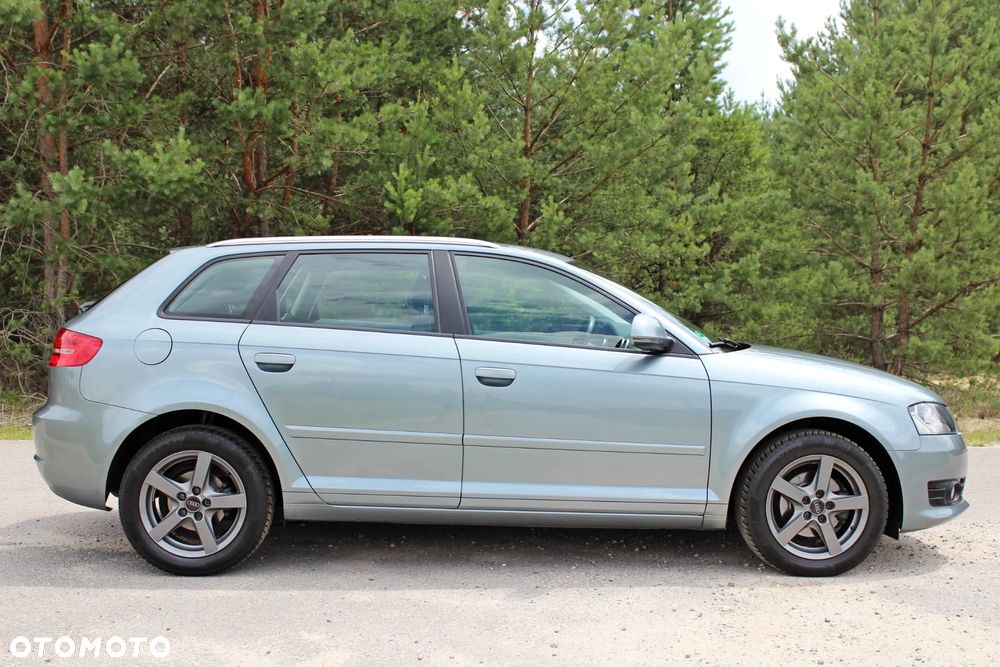 Audi A3 Sportback 1.6 Attraction - 3