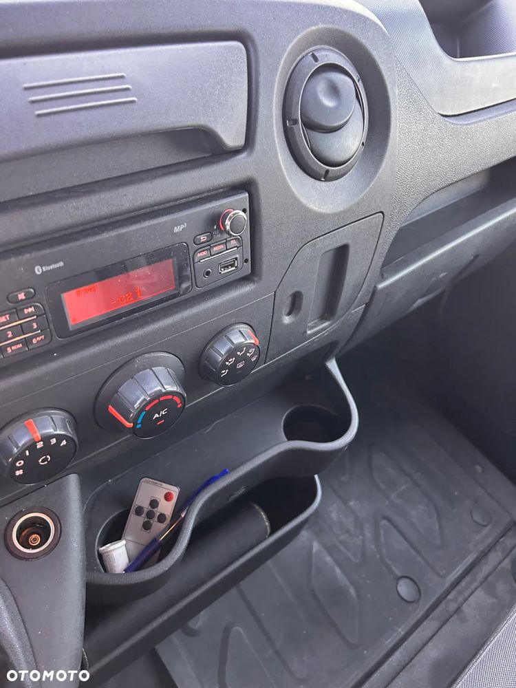 Renault Master - 17