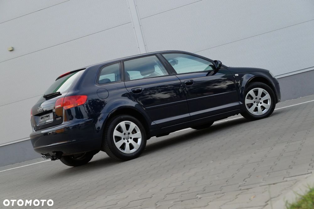 Audi A3 Sportback 2.0 TFSI Attraction - 9