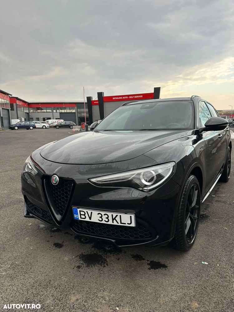 Alfa Romeo Stelvio 2.0 Turbo AWD AT8 Veloce - 1