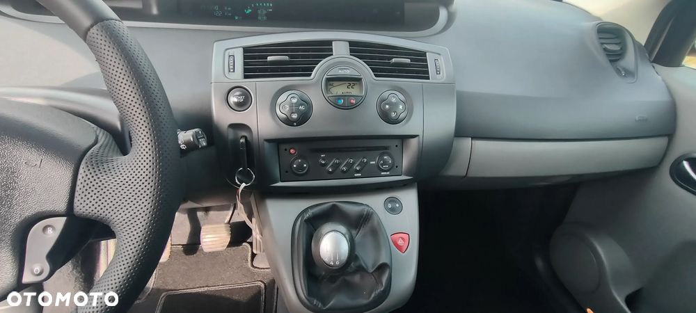 Renault Grand Scenic 1.6 16V Dynamique - 22