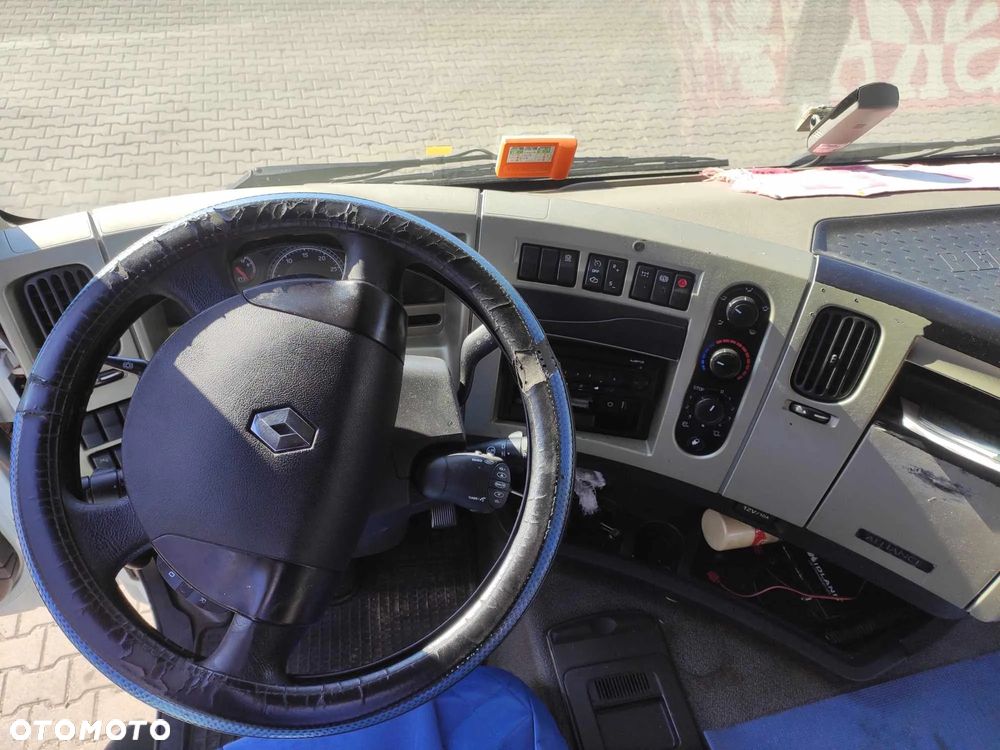 Renault Premium - 10