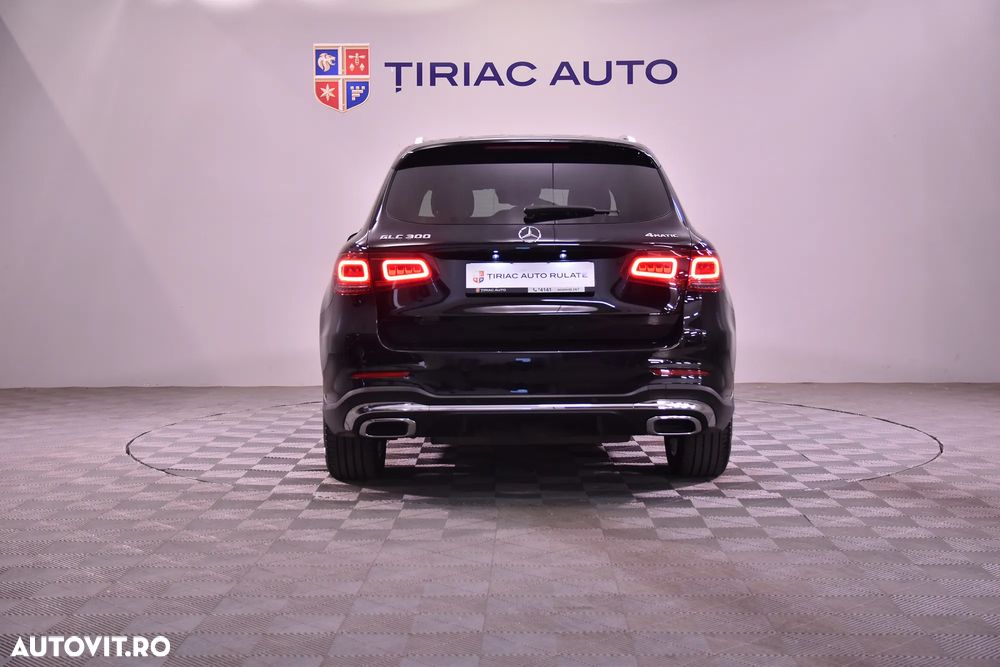 Mercedes-Benz GLC 300 4Matic 9G-TRONIC AMG Line - 4