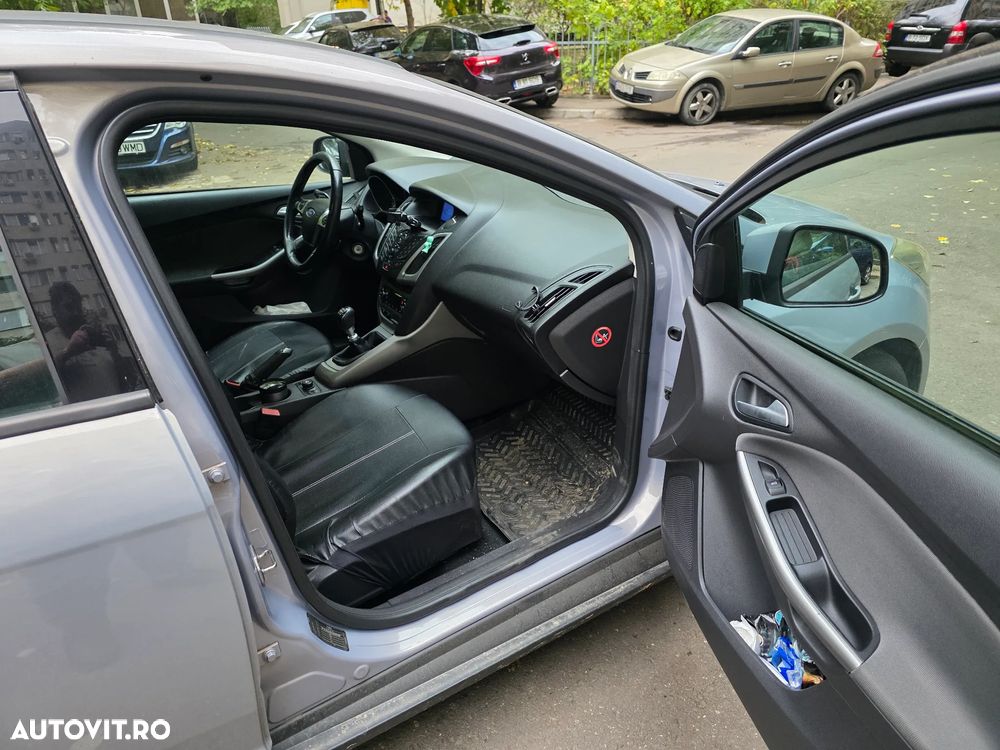Ford Focus 1.6 TDCI DPF Sport - 7
