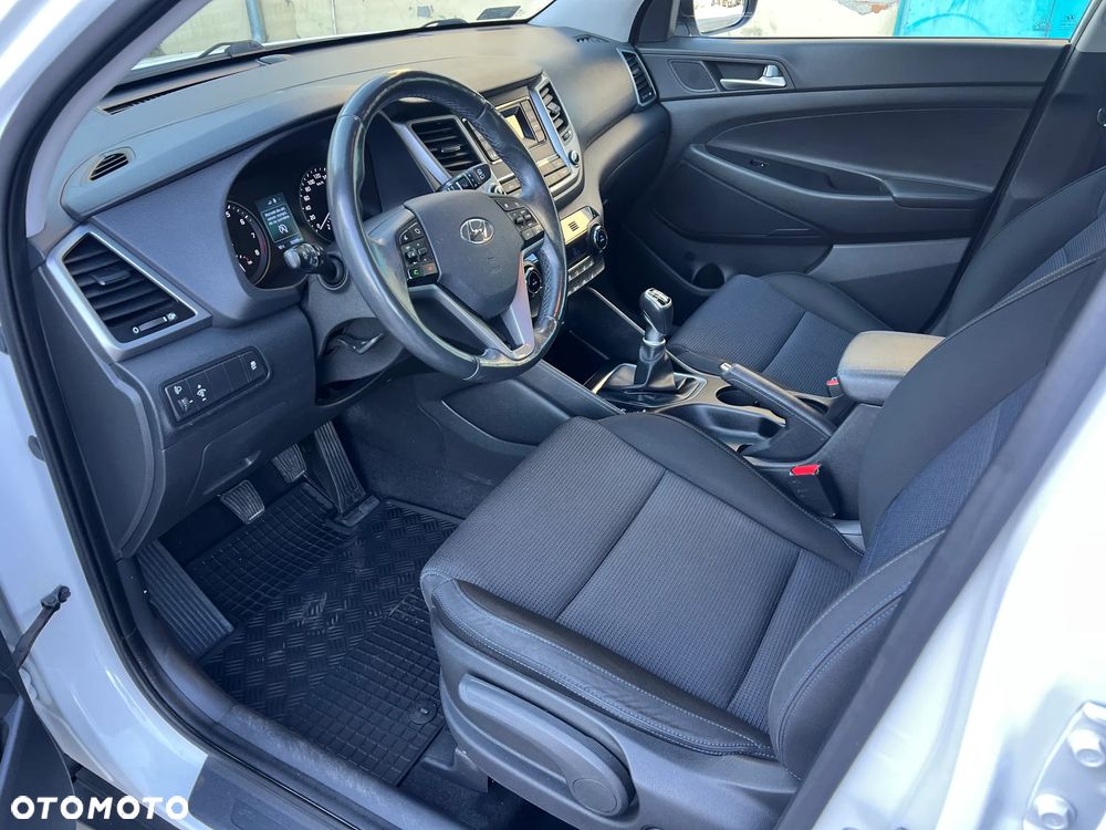 Hyundai Tucson 1.6 GDi Comfort 2WD - 11