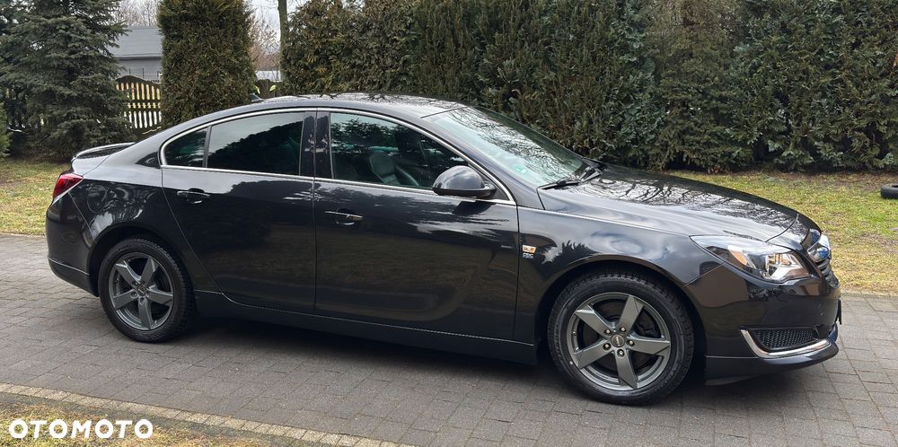 Opel Insignia 2.0 T Cosmo S&S - 19