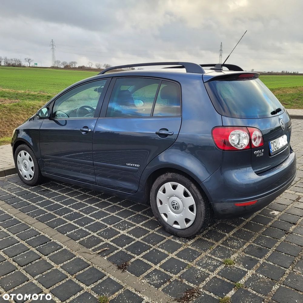 Volkswagen Golf Plus - 4