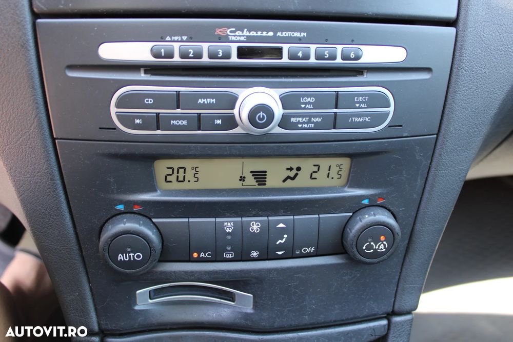 Renault Laguna 2.0dCi Initiale - 5