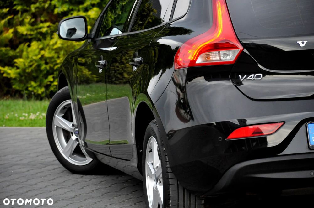 Volvo V40 T2 Geartronic Inscription - 20