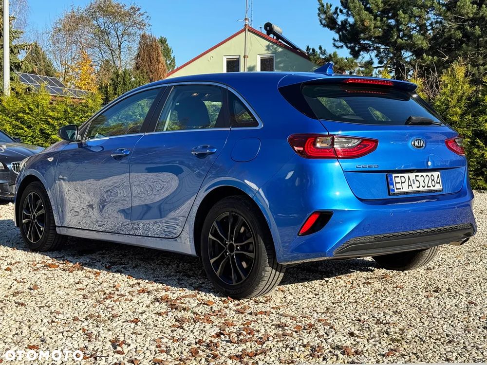 Kia Ceed 1.4 T-GDI DCT OPF Vision - 15
