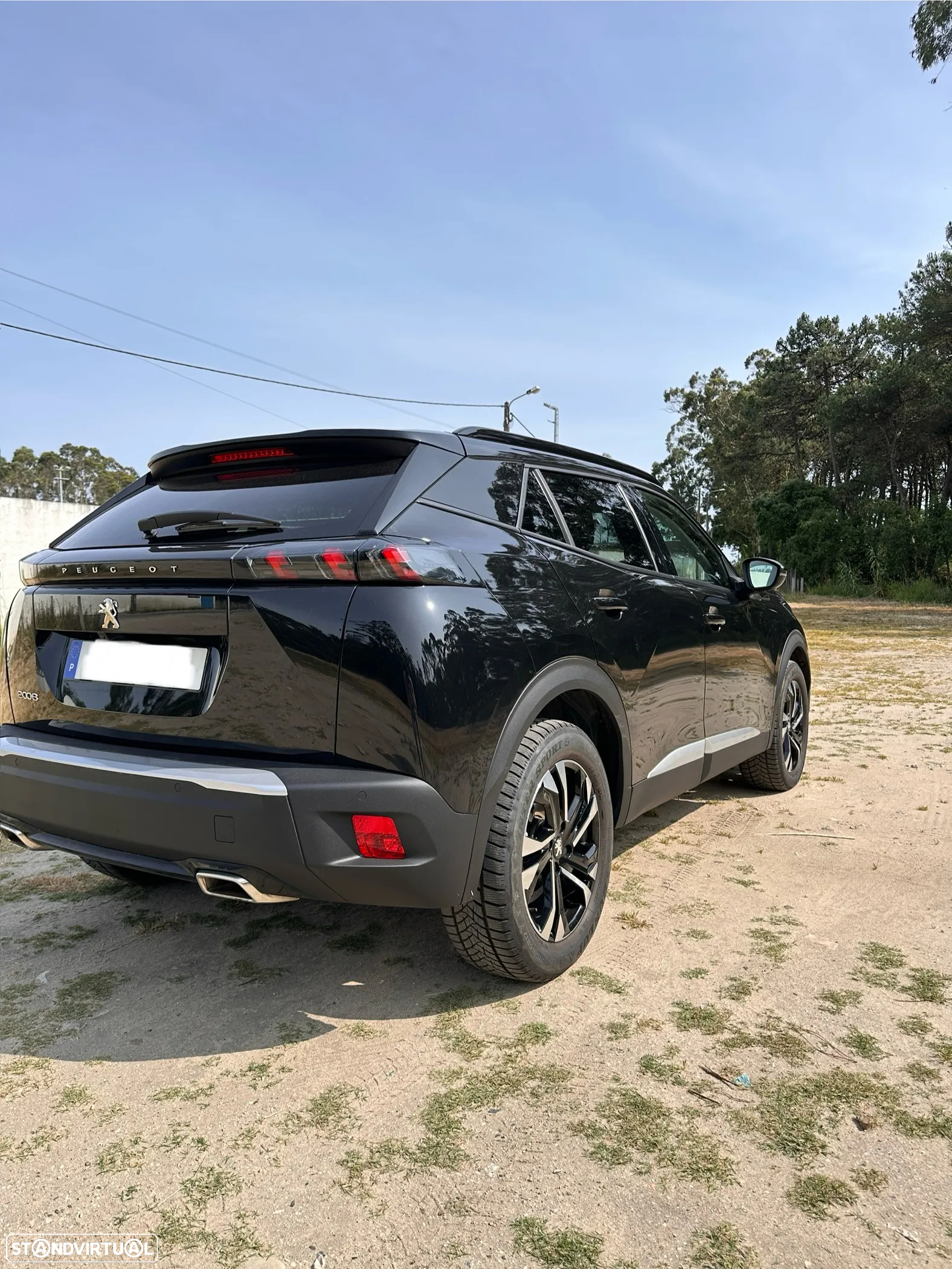 Peugeot 2008 1.2 PureTech Allure - 8