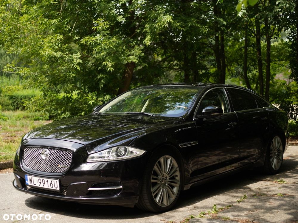 Jaguar XJ