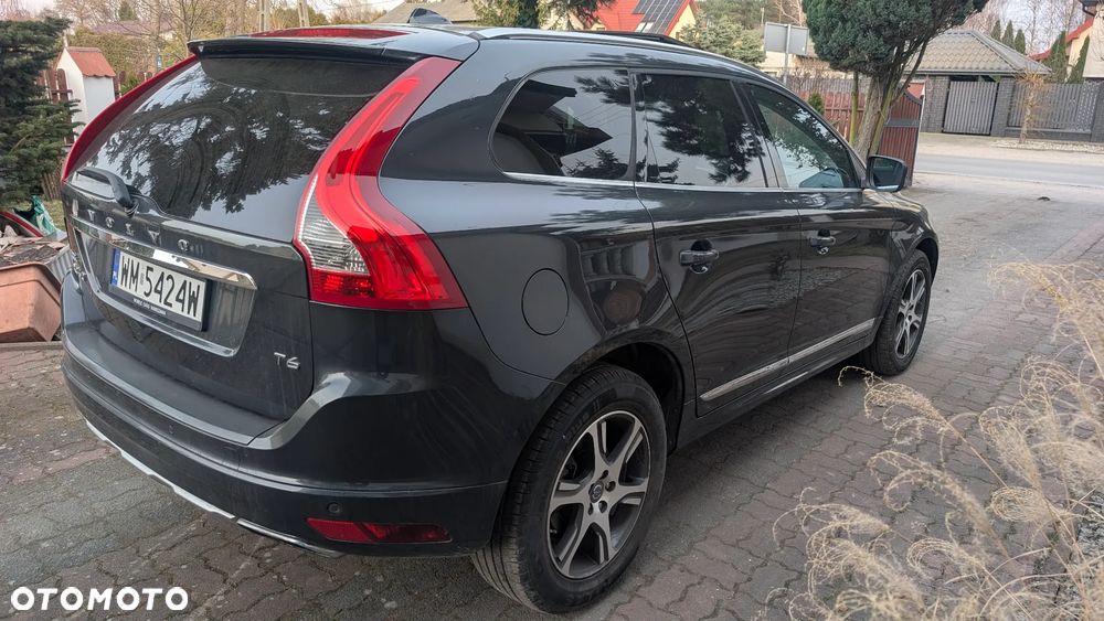 Volvo XC 60 T6 Geartronic Momentum - 4