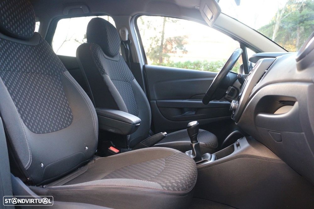 Renault Captur 1.5 dCi Exclusive - 16