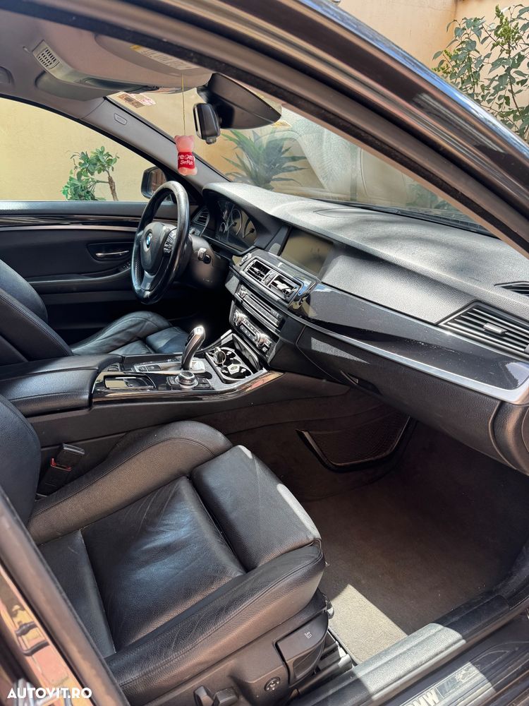 BMW 5 Series 2012 — imagine 10