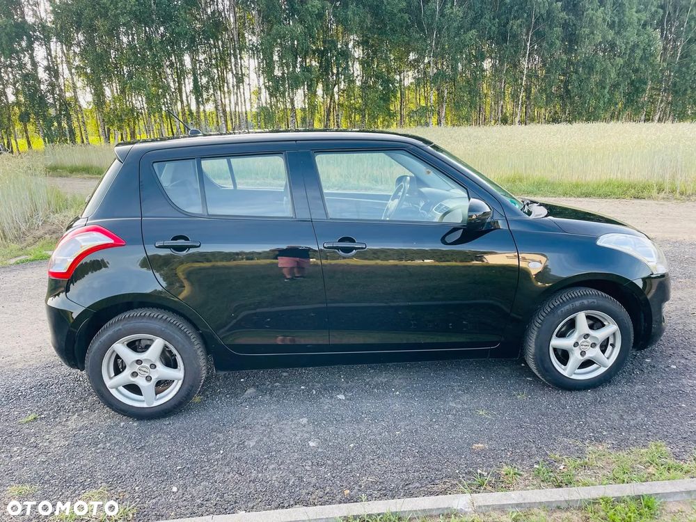 Suzuki Swift 1.2 4x4 Club - 10