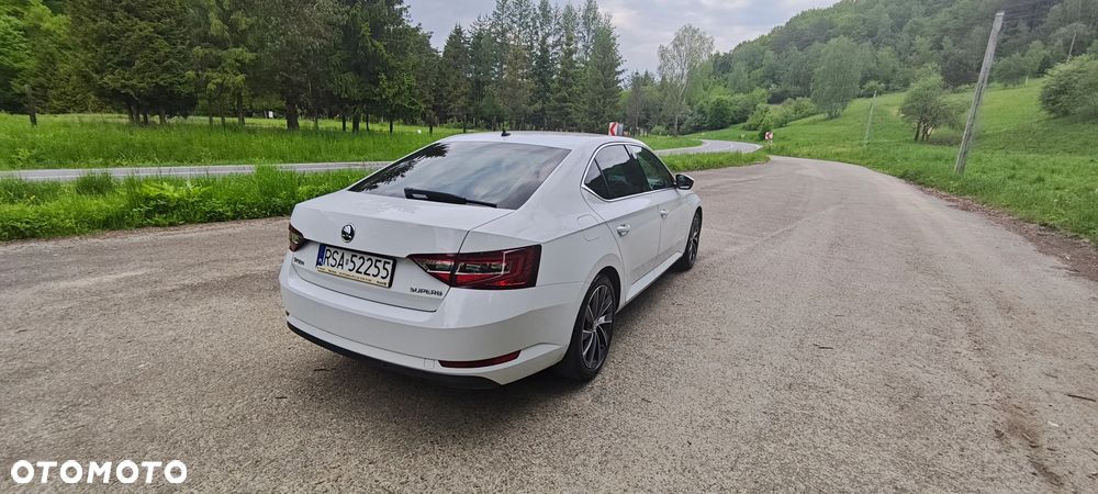 Skoda Superb 1.8 TSI L&K DSG - 36