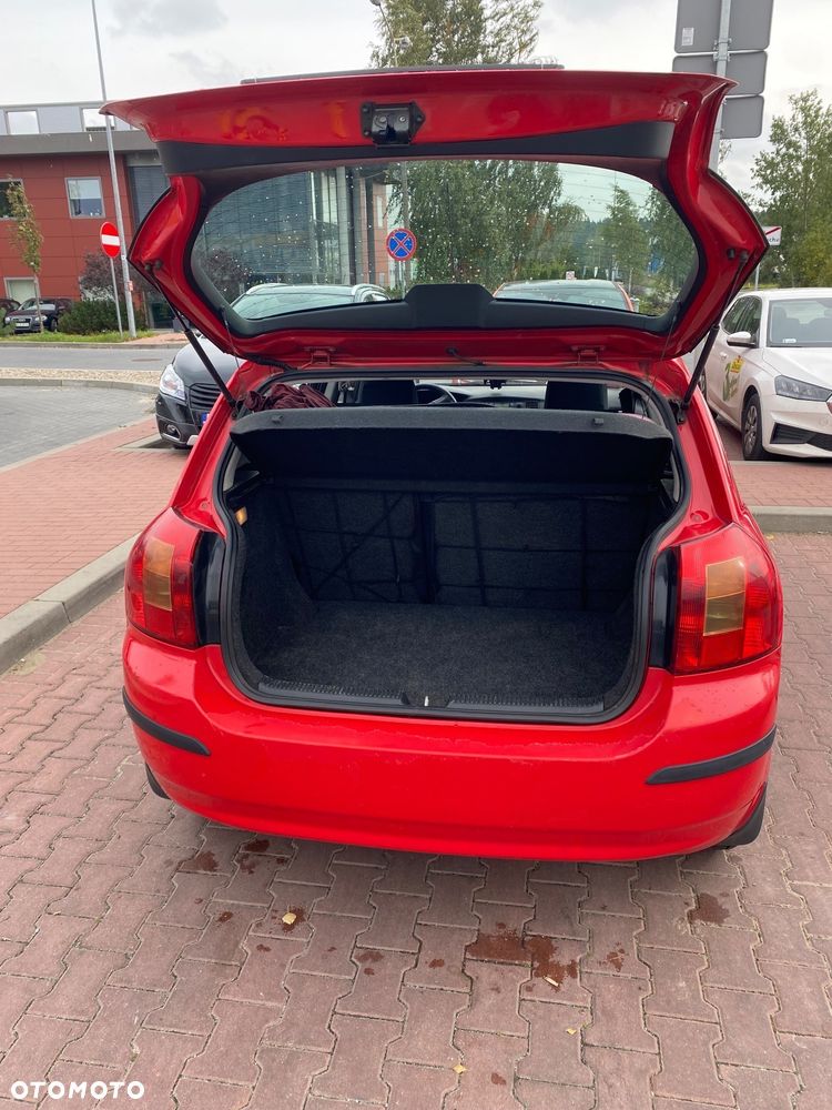 Toyota Corolla - 15