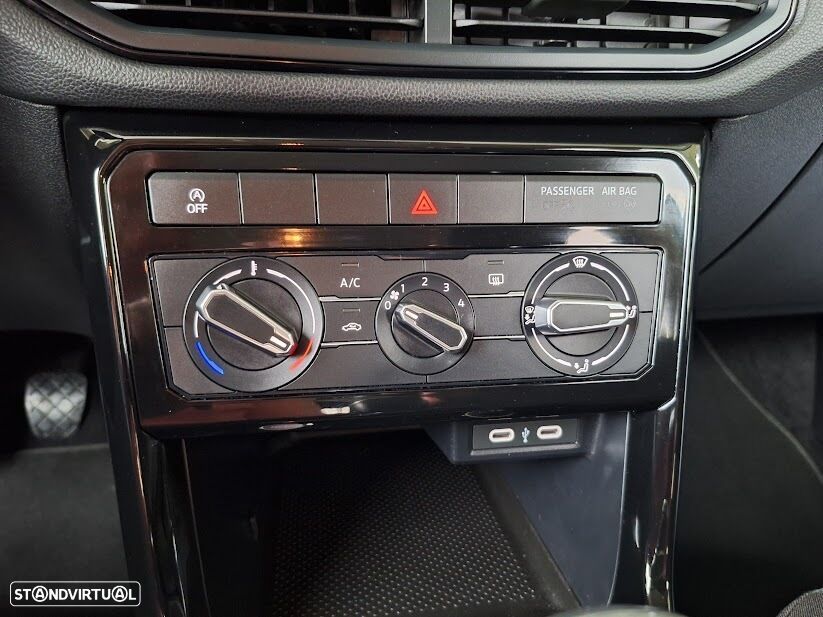 VW T-Cross 1.0 TSI Life - 21