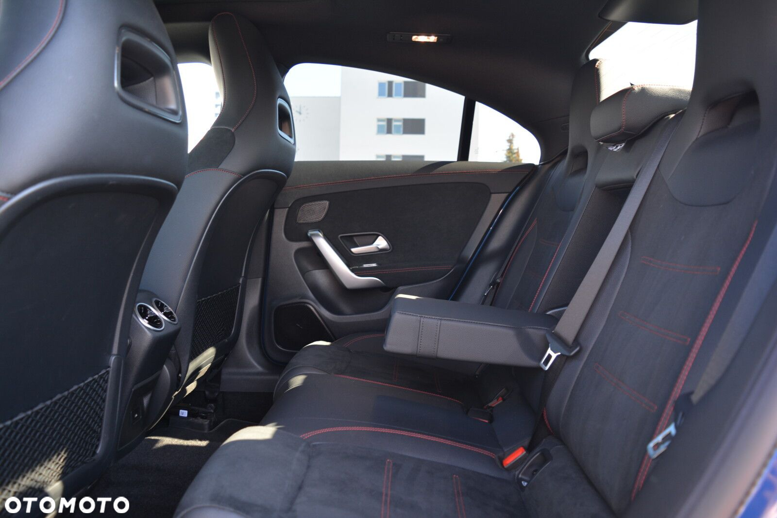 Mercedes-Benz CLA 200 AMG Line 7G-DCT - 28