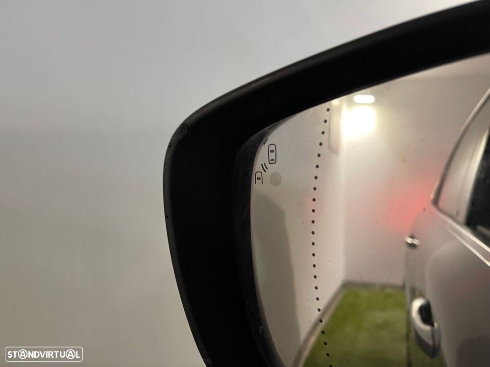 Renault Espace 2.0 dCi Initiale Paris 7L EDC - 36