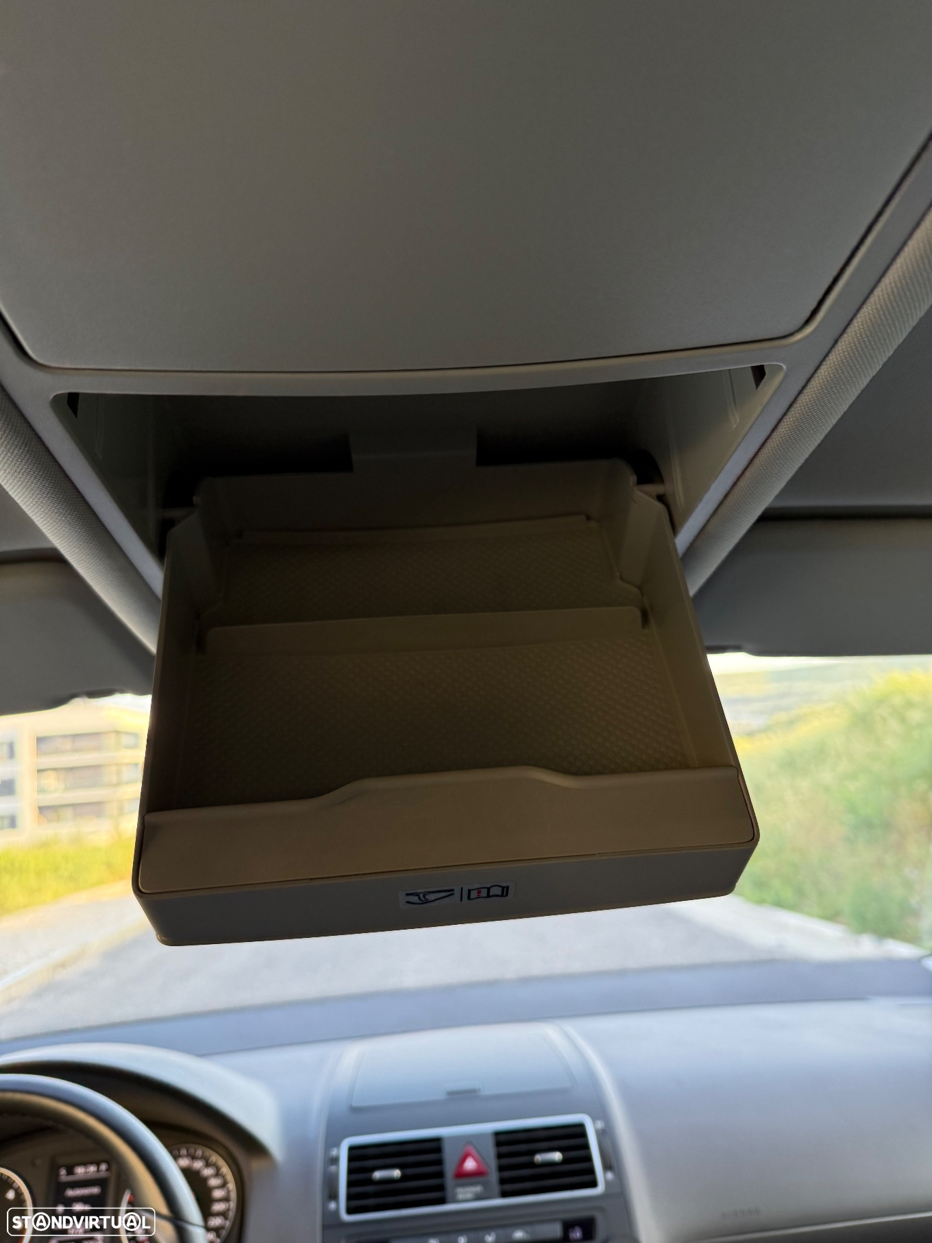 VW Touran 1.6 TDI DPF BlueMotion DSG Comfortline - 38