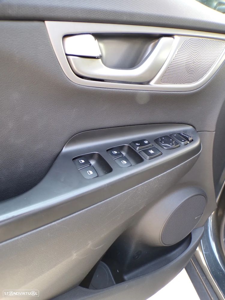 Hyundai Kauai 64 kWh Premium - 17