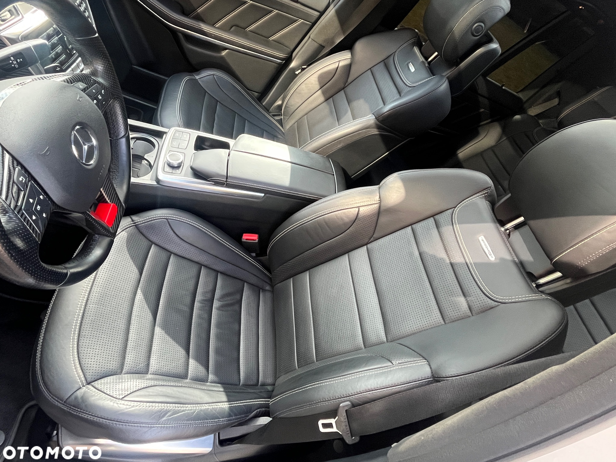 Mercedes-Benz GL 63 AMG 4Matic AMG Speedshift Plus 7G-TRONIC - 27