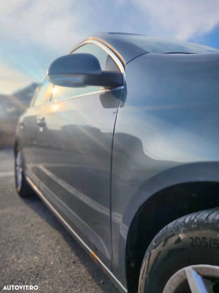 Volkswagen Jetta 1.6 Comfortline - 15