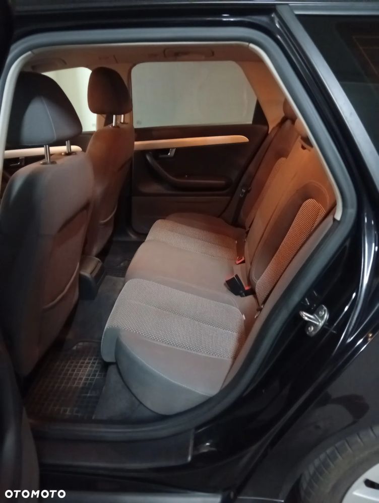 Seat Exeo 2.0 TDI CR Multitronic Style - 26