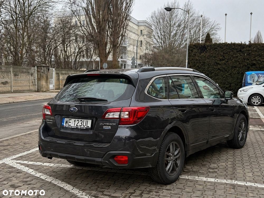 Subaru Outback 2.0D Active Lineartronic - 4