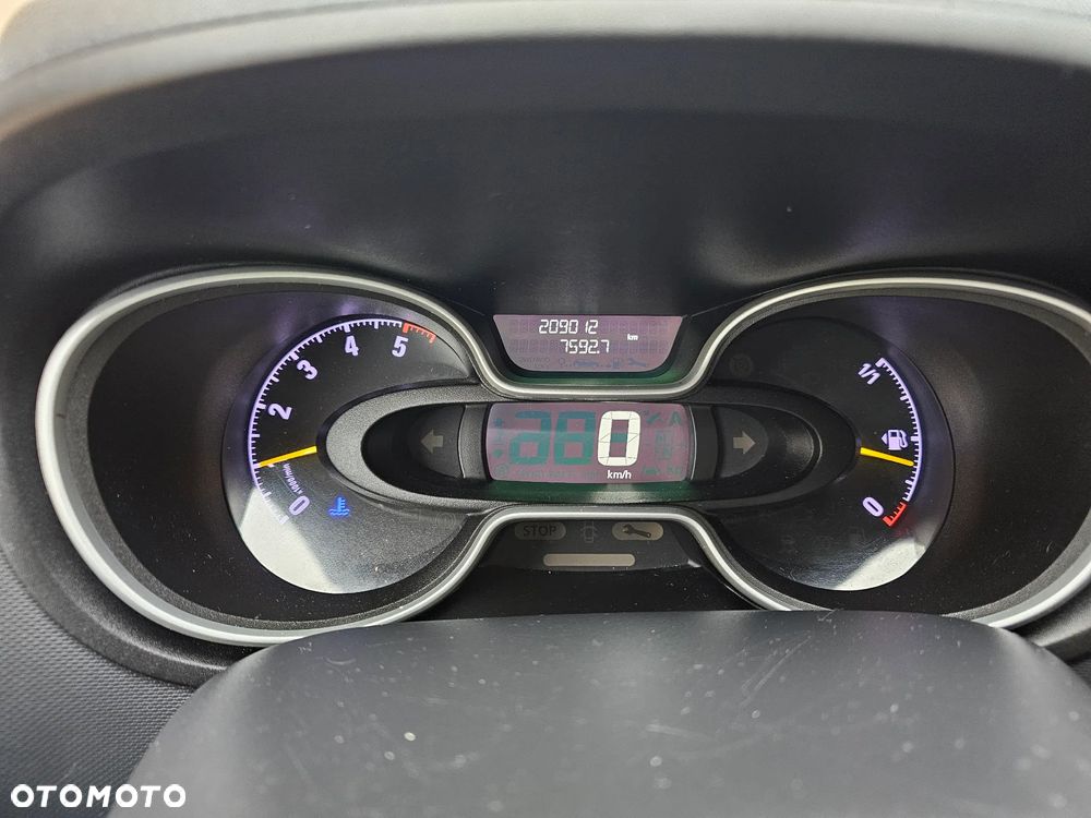 Opel Vivaro - 12