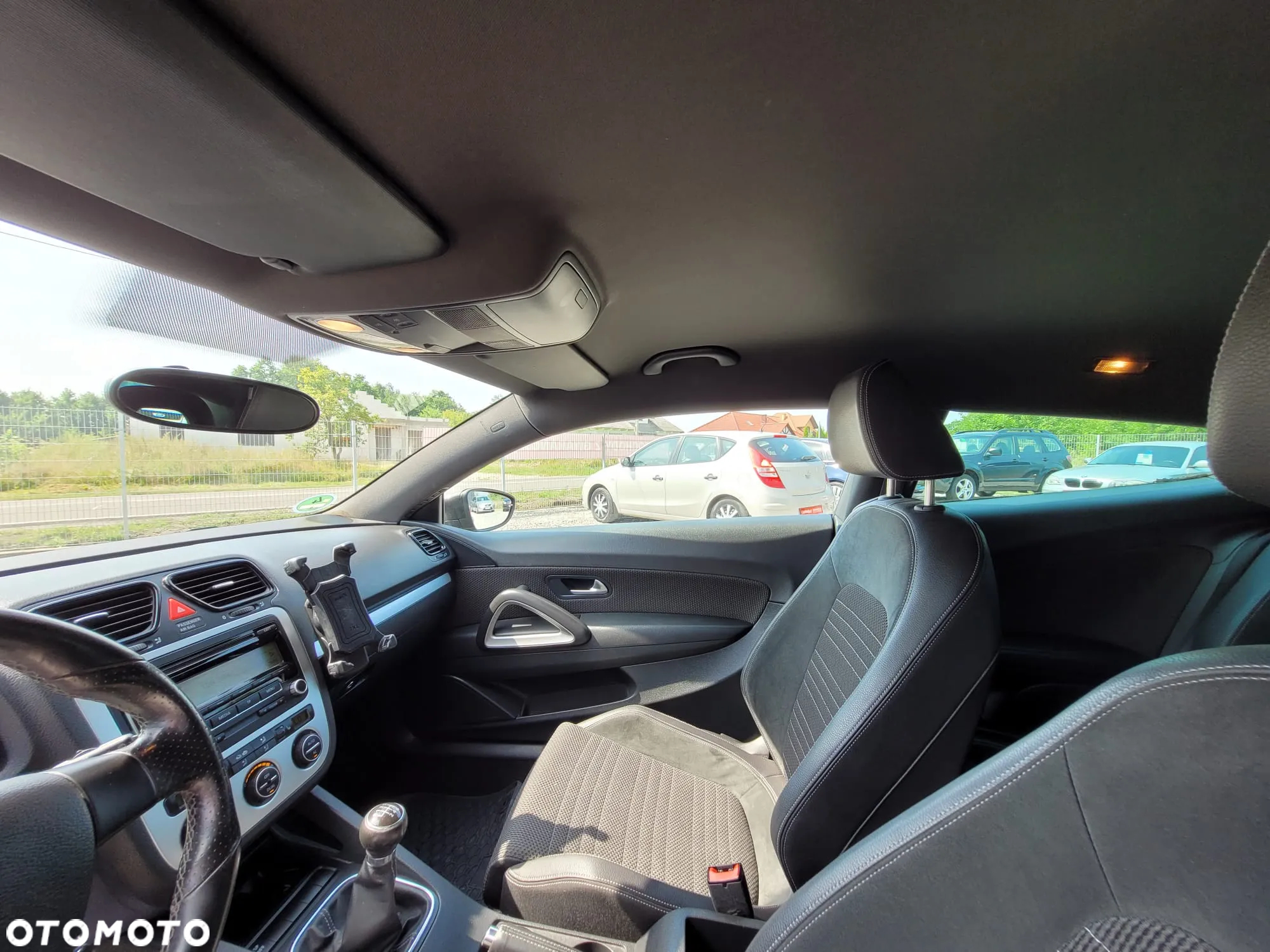 Volkswagen Scirocco 1.4 TSI Perfectline R-Style - 12