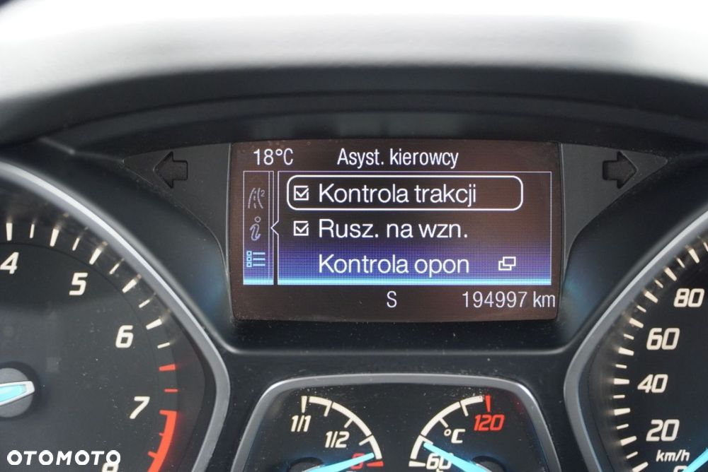 Ford Kuga 1.5 EcoBoost 2x4 Titanium - 20