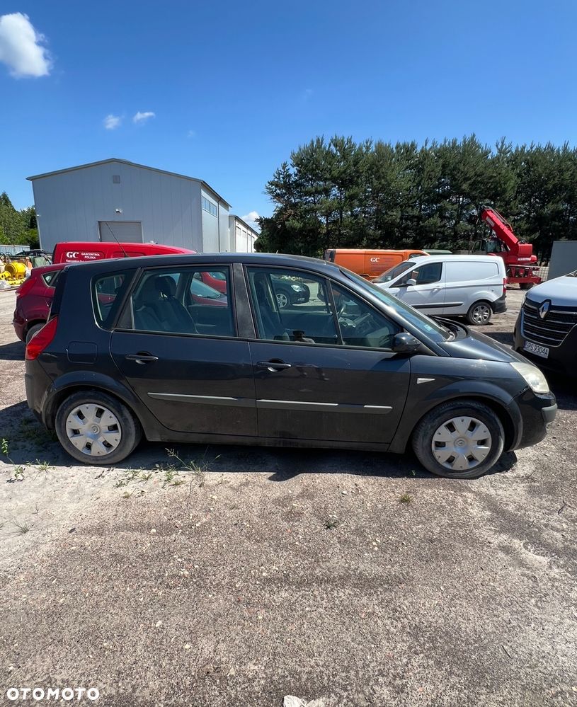 Renault Scenic 1.6 16V Infinity - 5