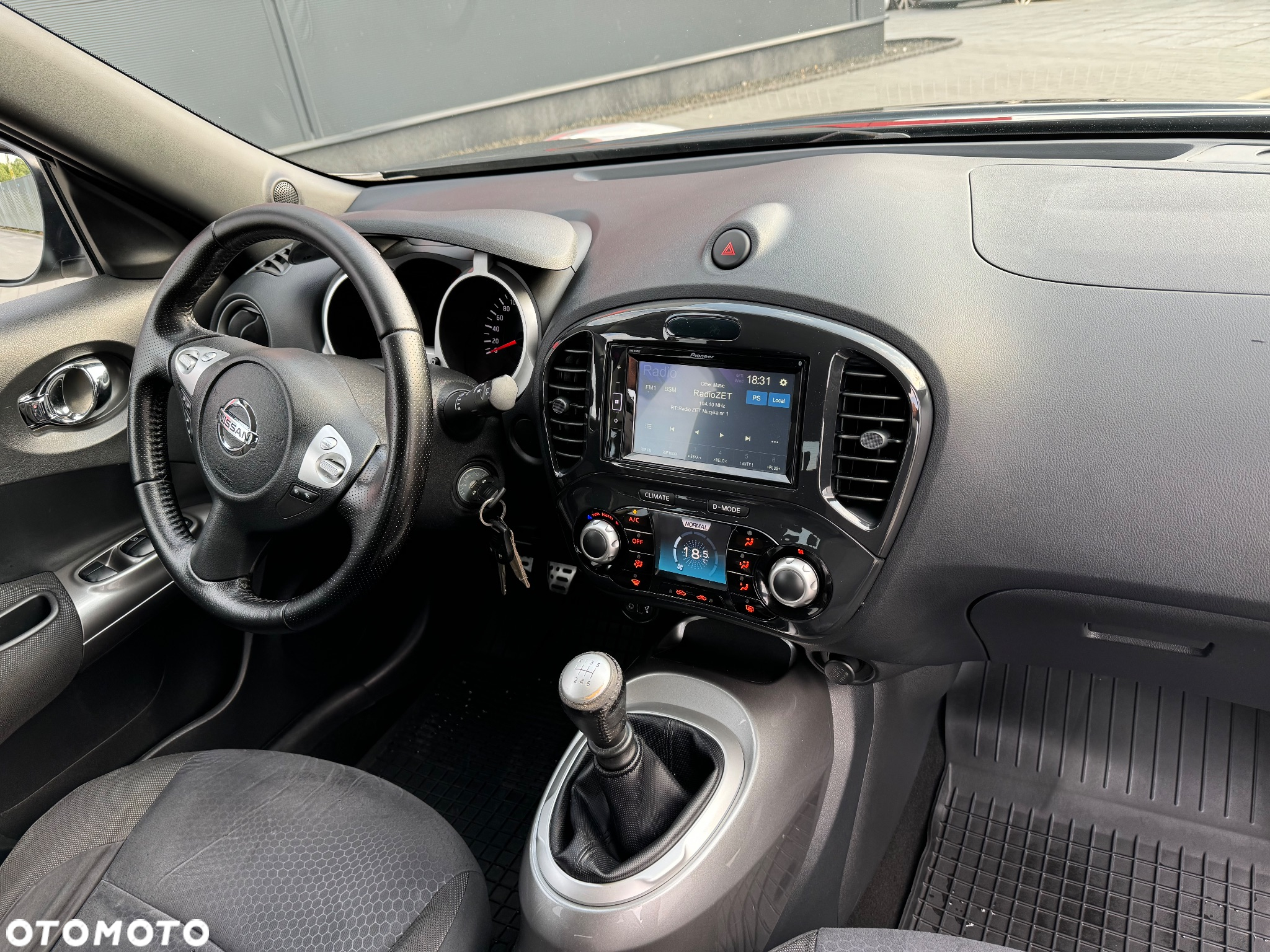 Nissan Juke 1.6 T N-Tec - 6