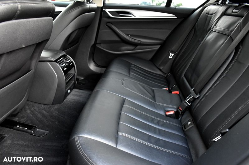 BMW Seria 5 520d Efficient Dynamics Edition Aut. Luxury Line - 16
