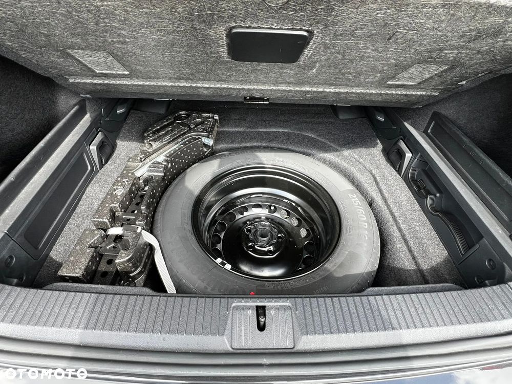 Volkswagen Passat 2.0 TDI SCR Comfortline DSG - 18
