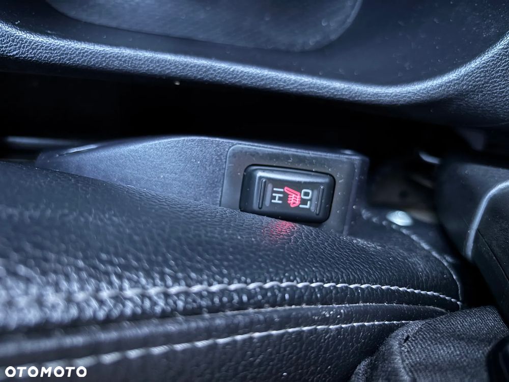 Mitsubishi ASX 1.8 DI-D 2WD Diamant Edition - 32