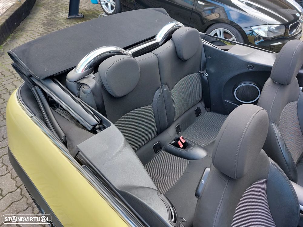 MINI Cabrio Cooper - 46