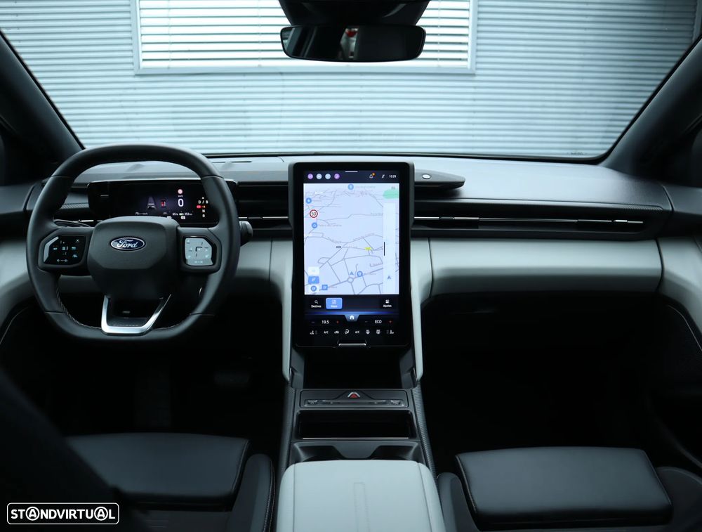 Ford Explorer 79 kWh Premium AWD - 5