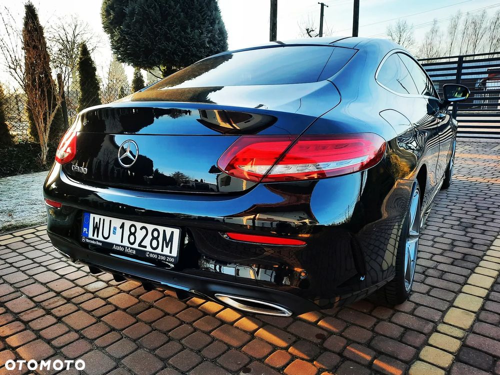Mercedes-Benz Klasa C 300 9G-TRONIC - 6