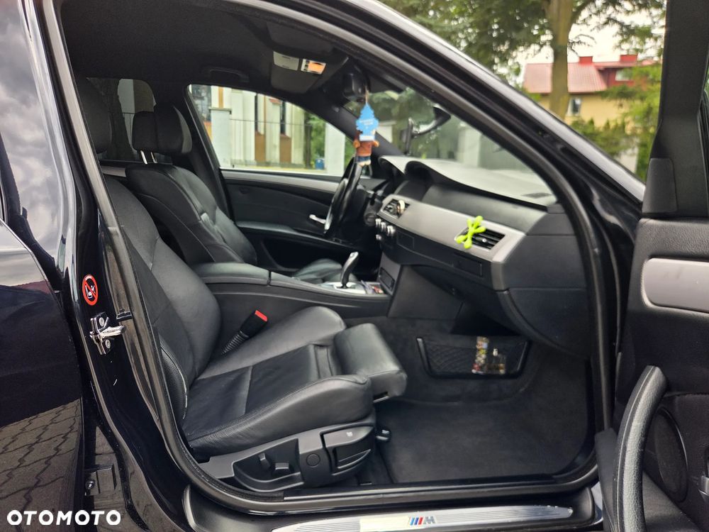 BMW Seria 5 530d - 22