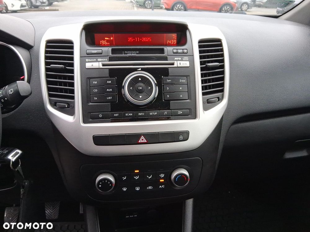 Kia Venga 1.4 M - 25