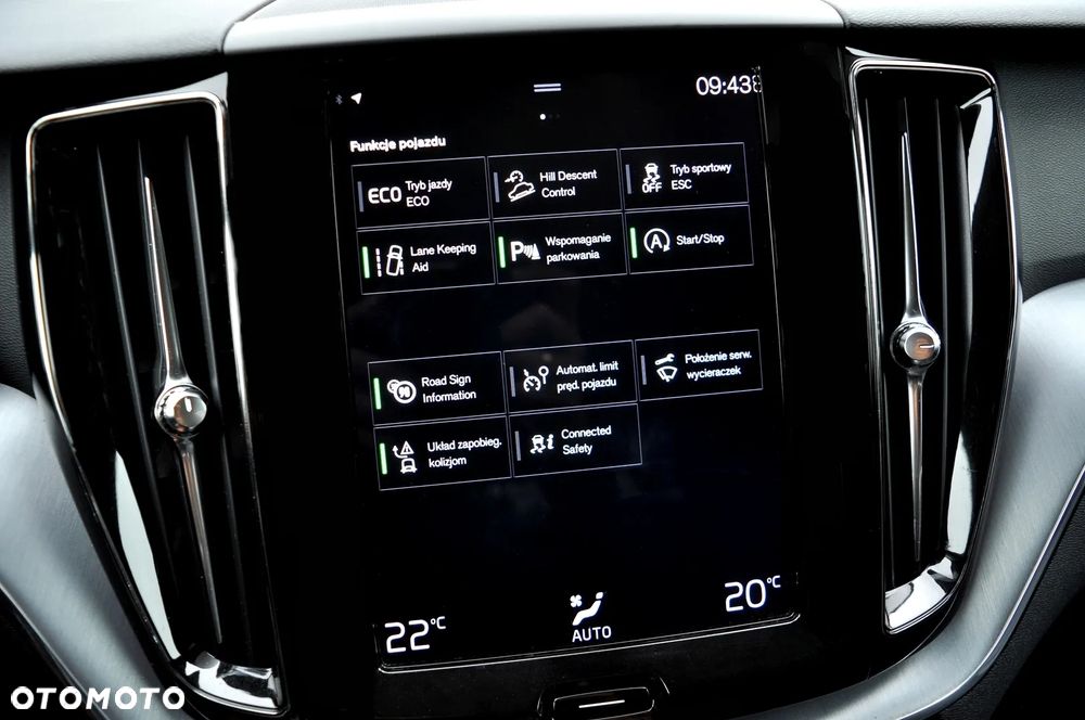 Volvo XC 60 D4 Momentum Pro - 29