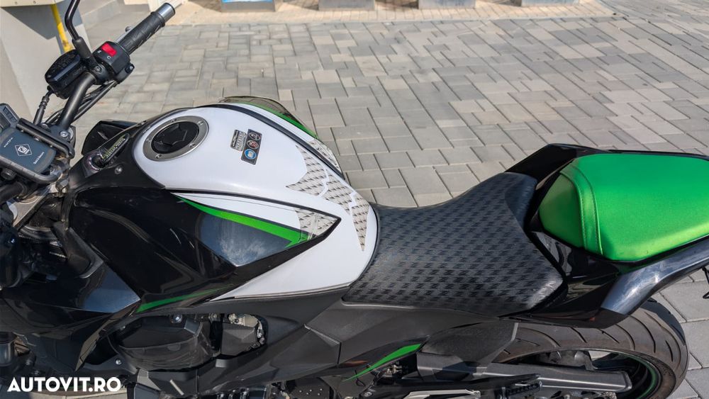 Kawasaki Z 800 - 6
