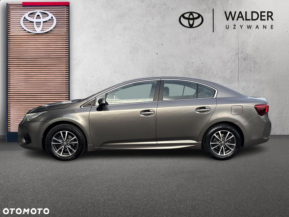 Toyota Avensis - 4