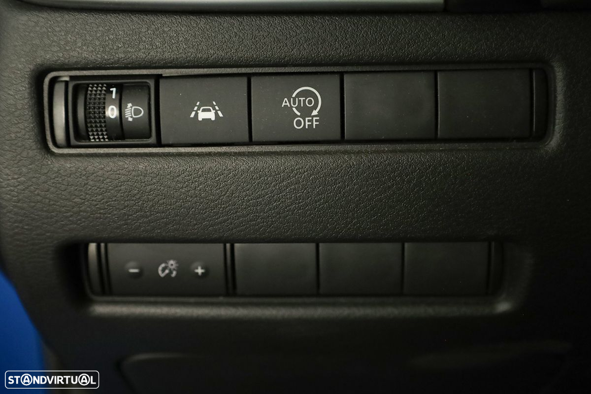 Nissan Qashqai 1.3 DIG-T N-Connecta - 19