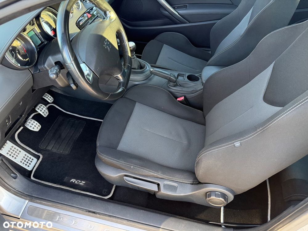 Peugeot RCZ - 5